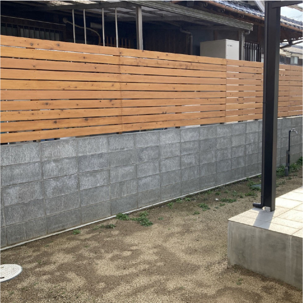 目隠しフェンス